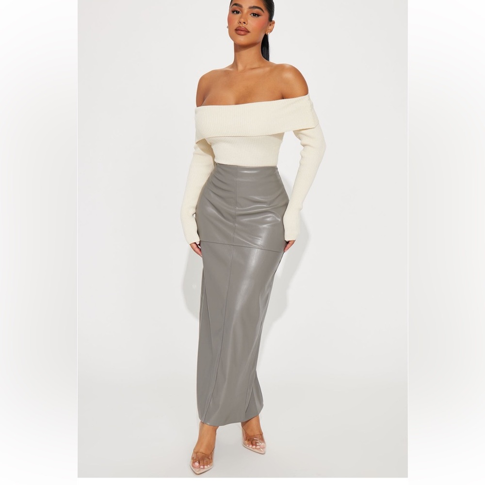Ripped bodysuit long sleeve